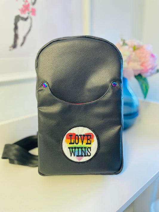 Love wins- Månviol
