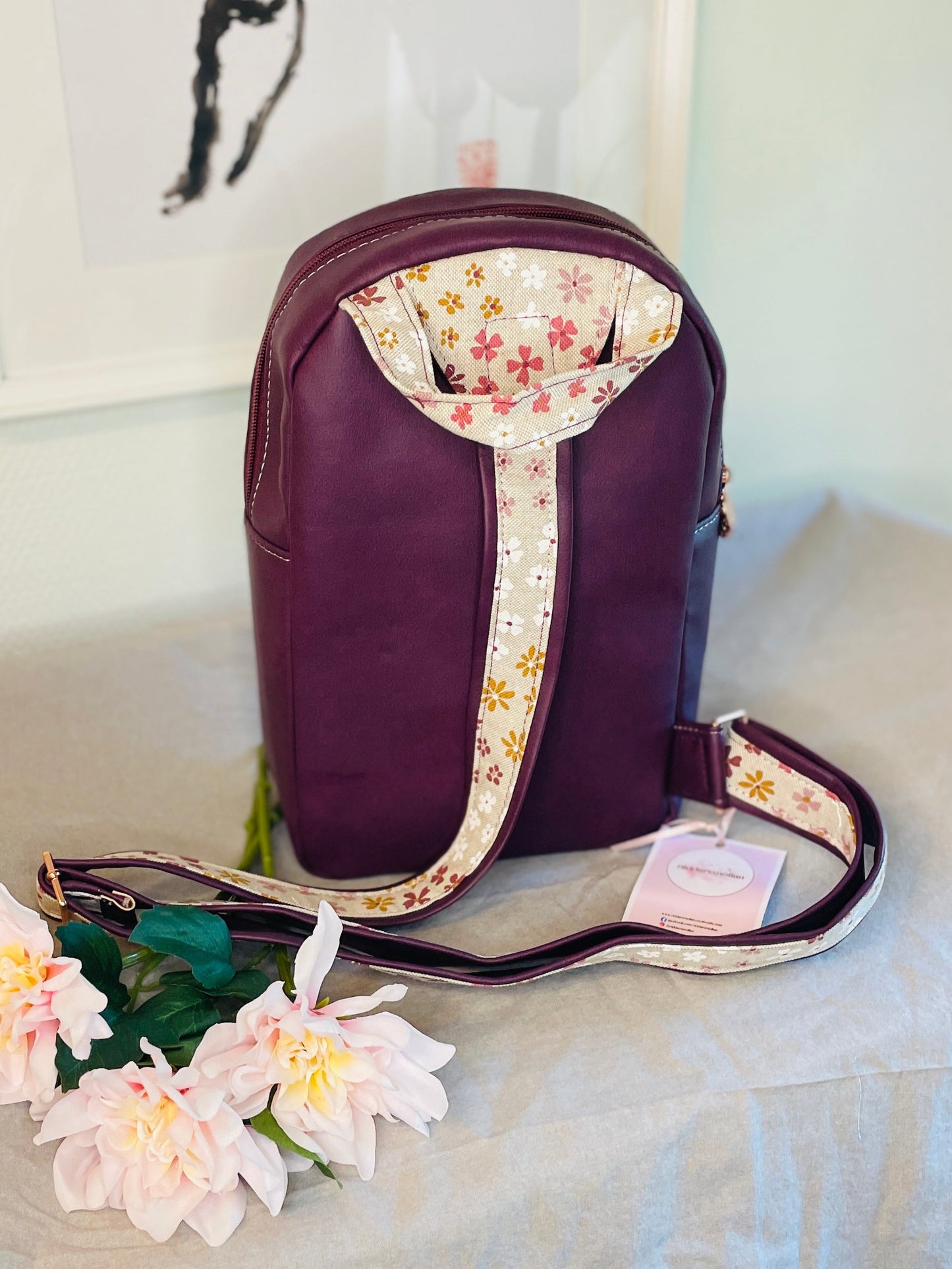Månviol- slingbackväska aubergine