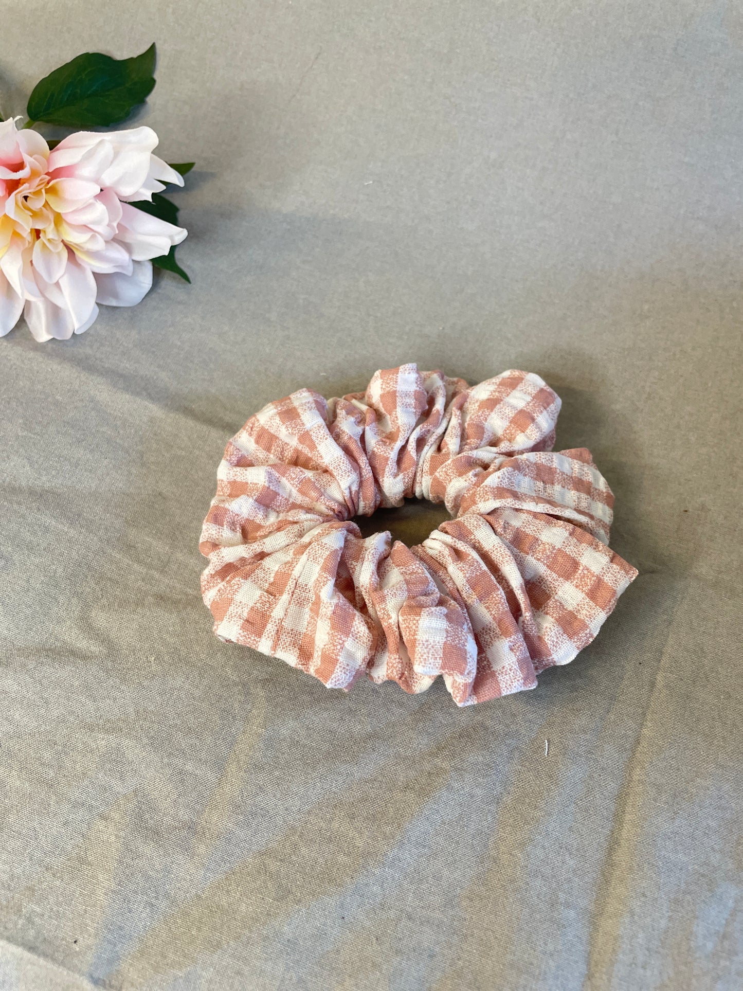 Snöflinga- scrunchie  ruta