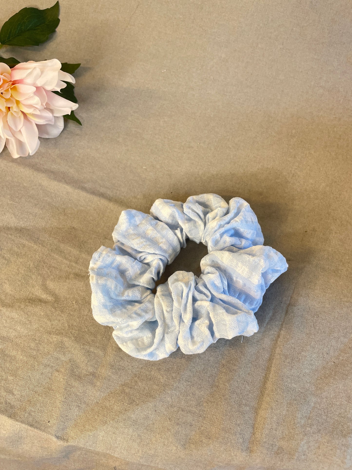 Snöflinga- scrunchie  ruta